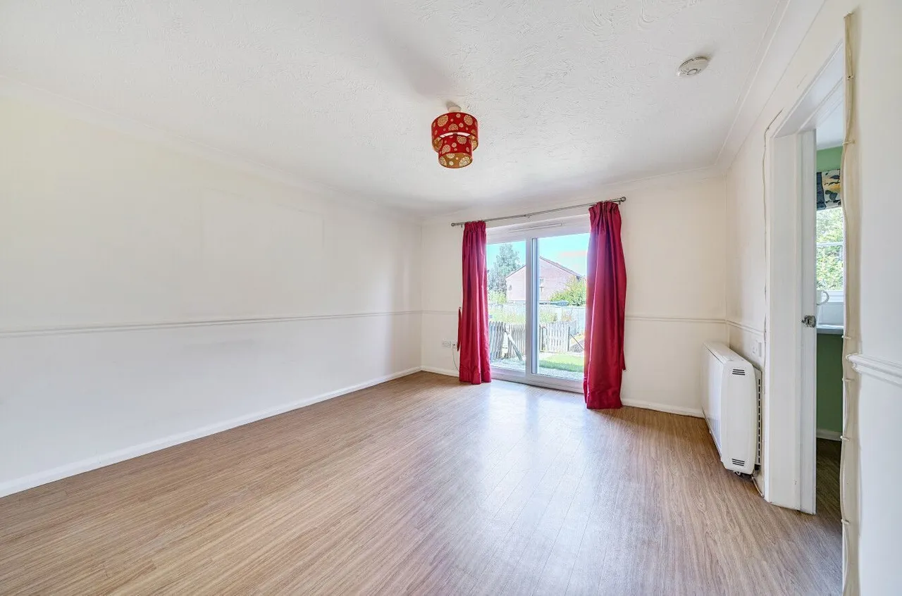 Camellia Drive, Warminster, BA12, photo 5