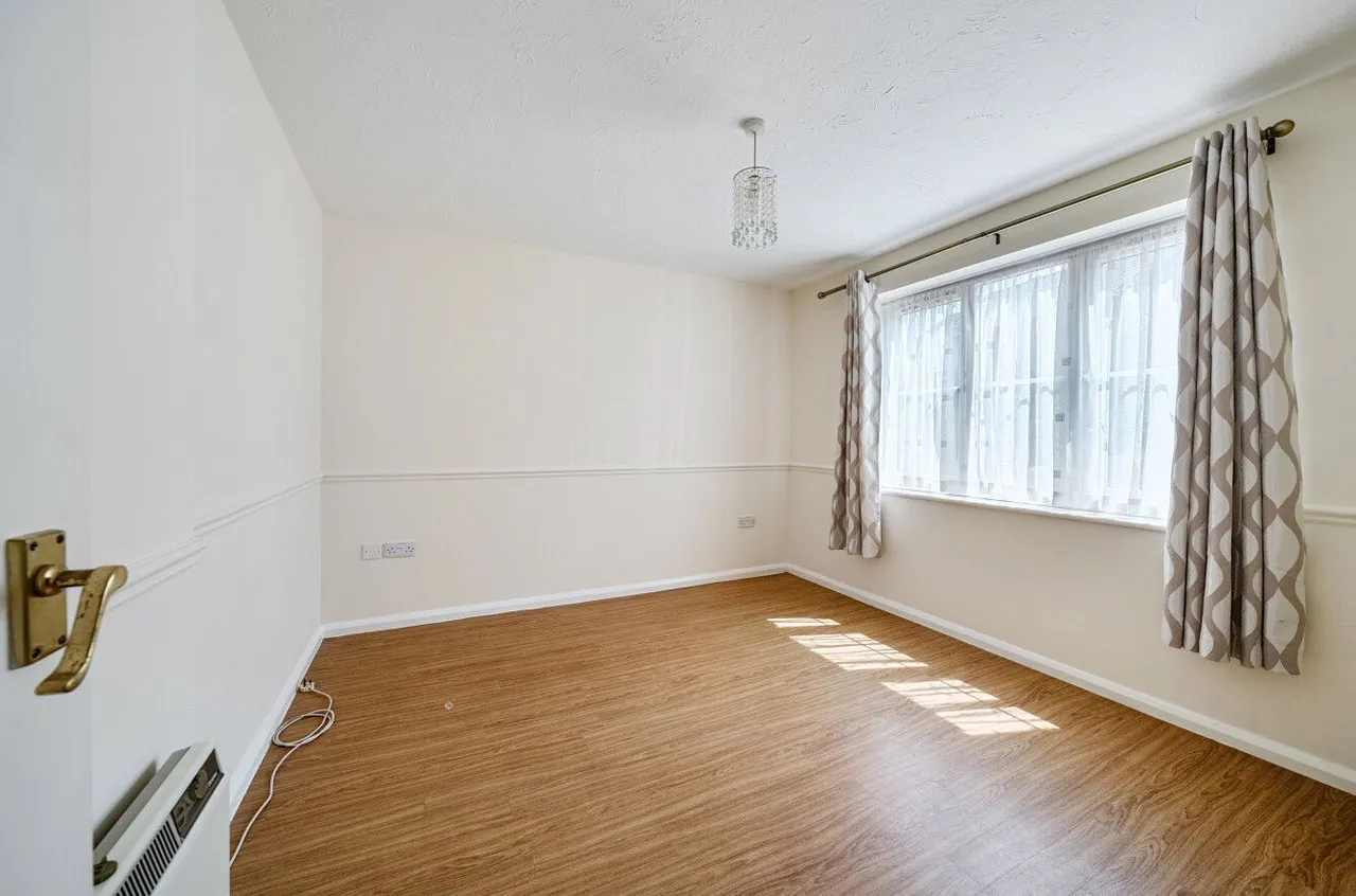 Camellia Drive, Warminster, BA12, photo 9