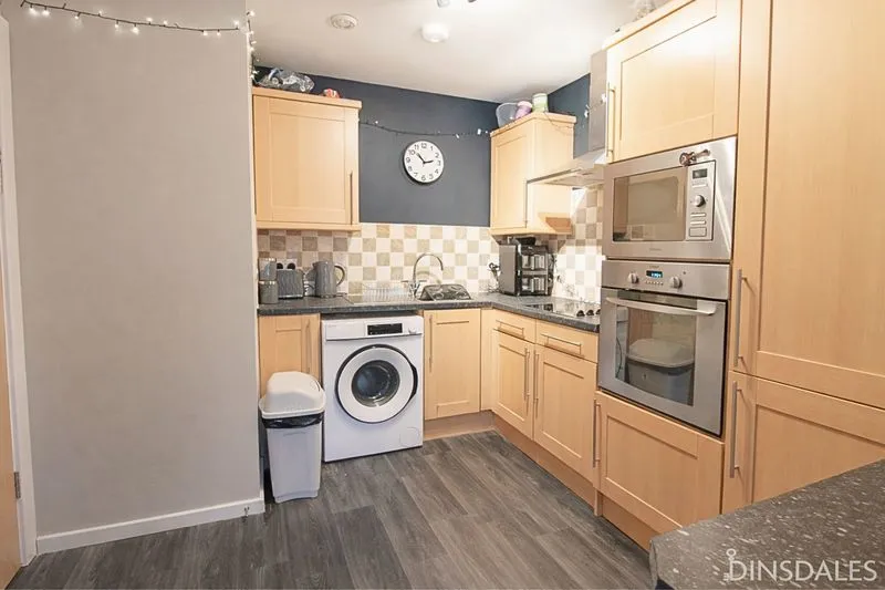 Brackendale Thackley, Bradford BD10 0AG, photo 2