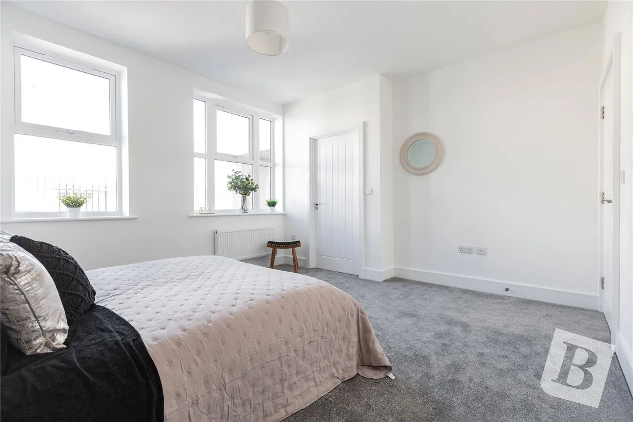 Aston Road, Basildon, SS15, photo 7