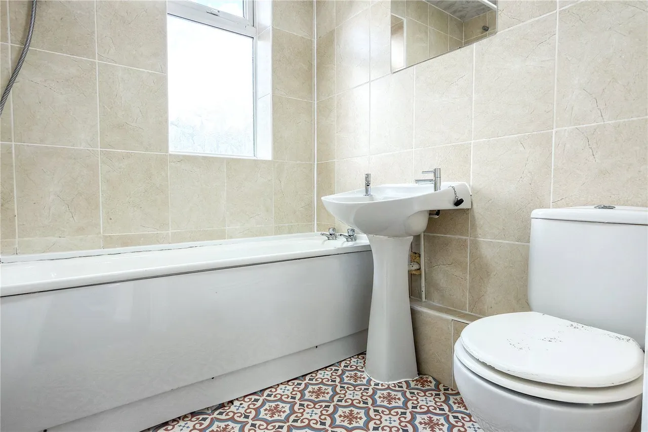 Dunkerley Avenue, Failsworth, M35, photo 12