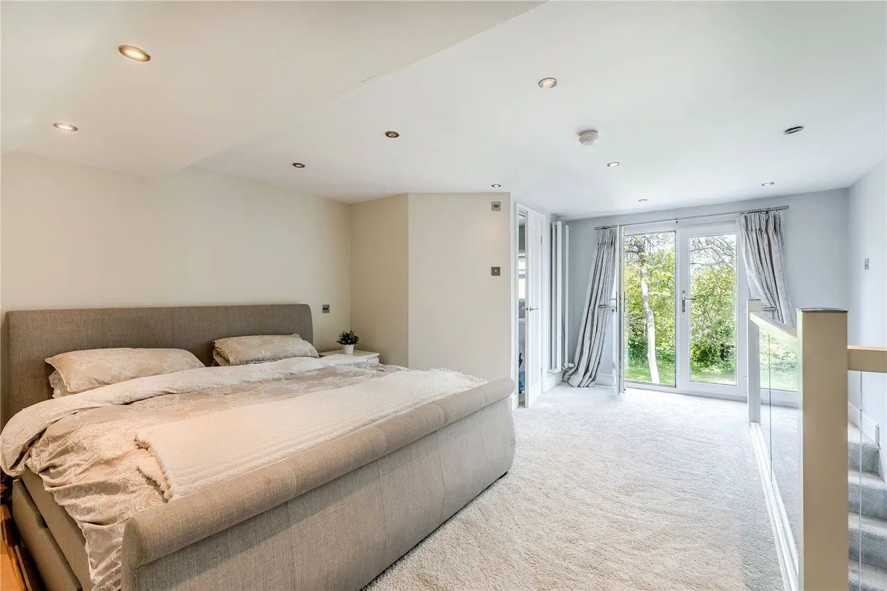 Stanhope Drive, Horsforth, LS18, photo 15