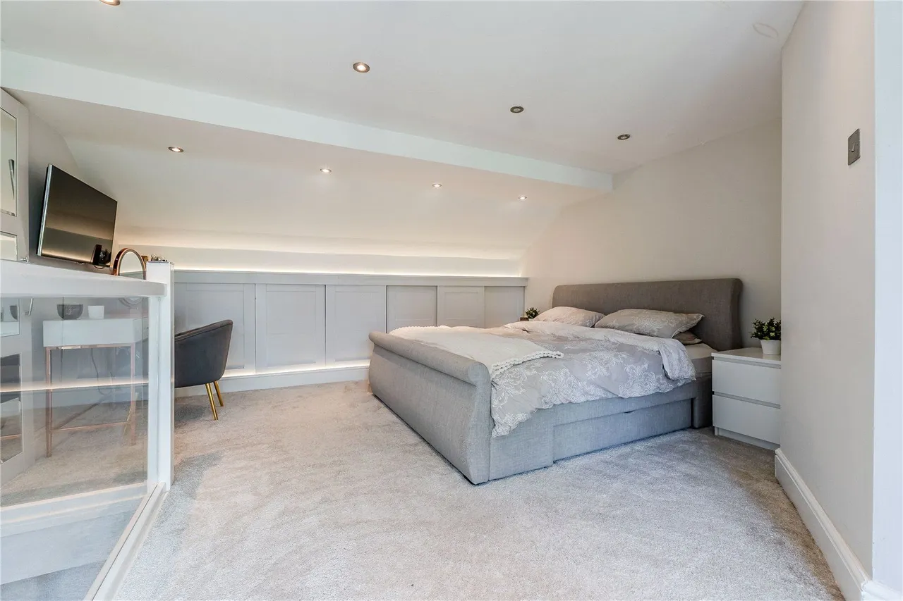 Stanhope Drive, Horsforth, LS18, photo 17