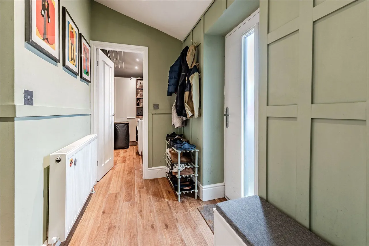 Stanhope Drive, Horsforth, LS18, photo 10
