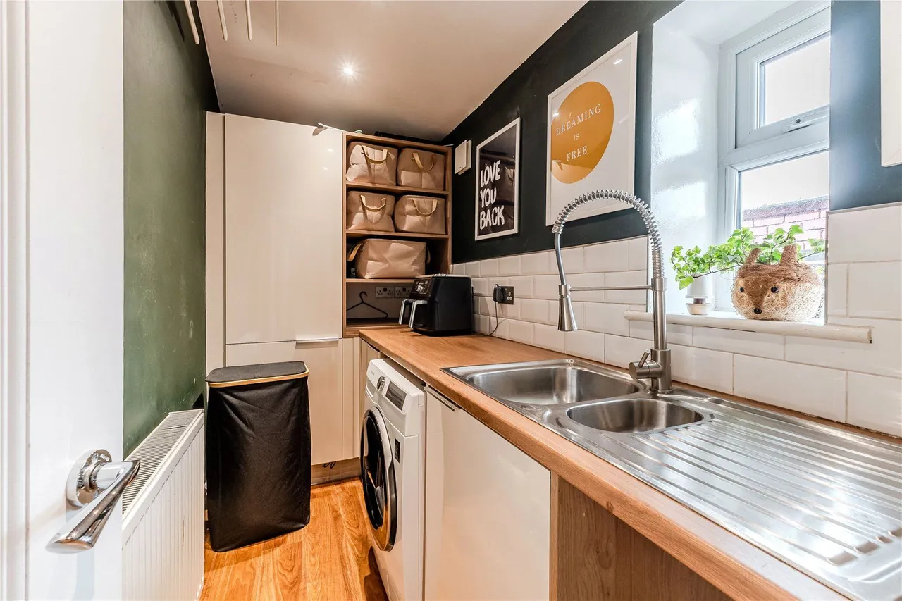 Stanhope Drive, Horsforth, LS18, photo 11