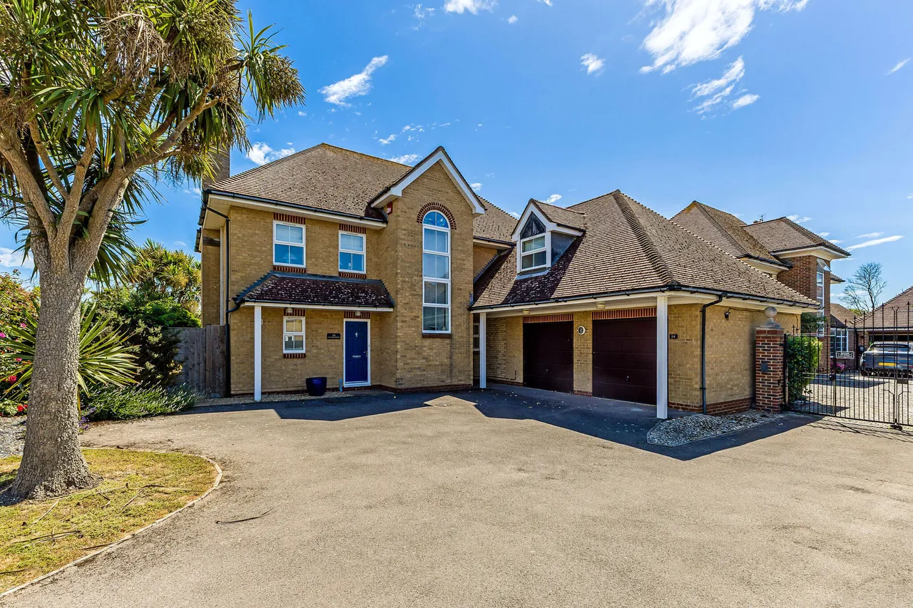 4 bed house for sale — Marquis Way, Aldwick, PO21