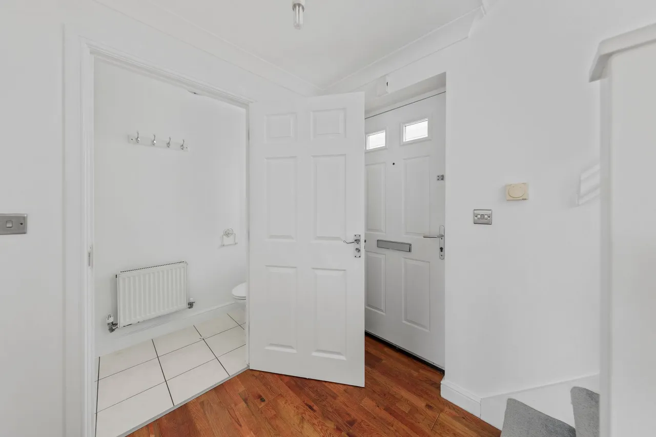 Southwold Crescent, Great Sankey, Warrington, Warrington, WA5 3SG, photo 10