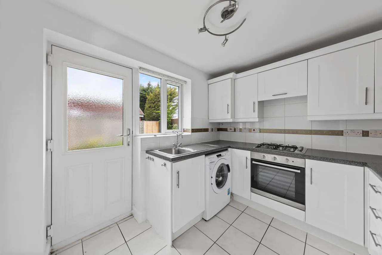 Southwold Crescent, Great Sankey, Warrington, Warrington, WA5 3SG, photo 3