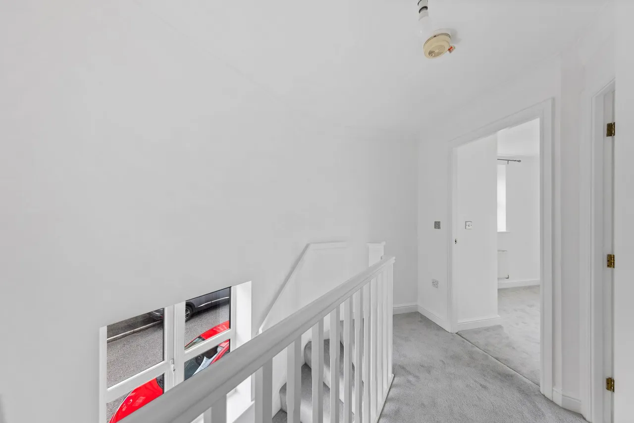 Southwold Crescent, Great Sankey, Warrington, Warrington, WA5 3SG, photo 5