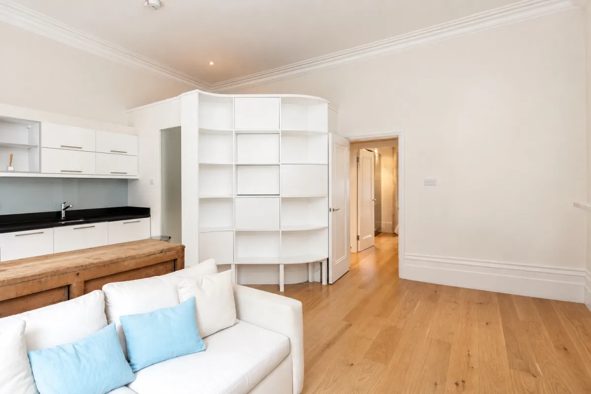 Royal Crescent, London, W11, photo 3