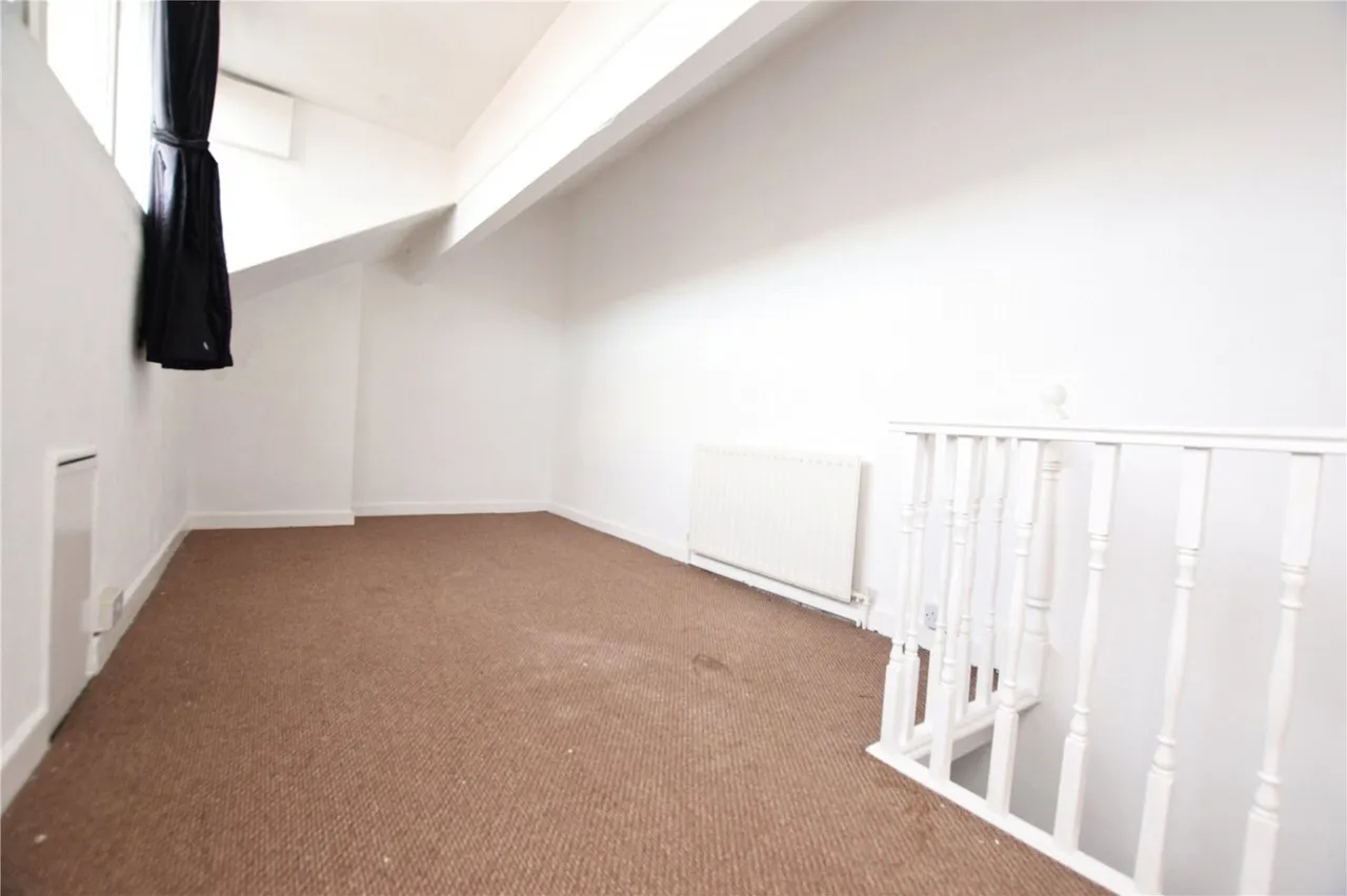 Barkly Parade, Beeston, LS11, photo 5