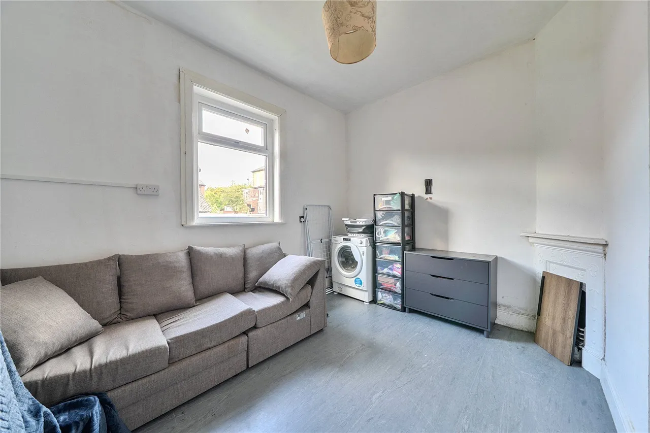 Whalley New Road, Blackburn, BB1, photo 13