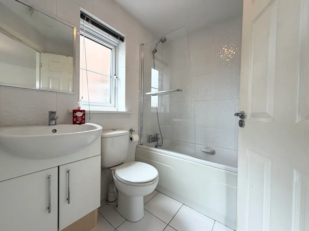 For SaleHazel Pear Close, Horwich, photo 9