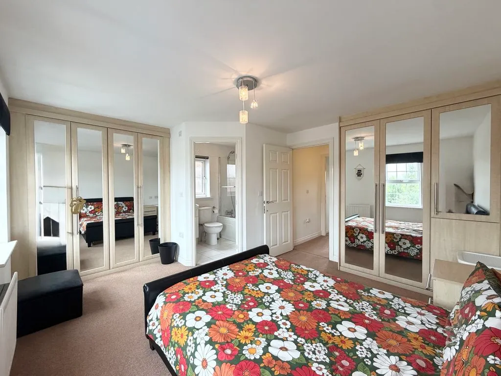 For SaleHazel Pear Close, Horwich, photo 6