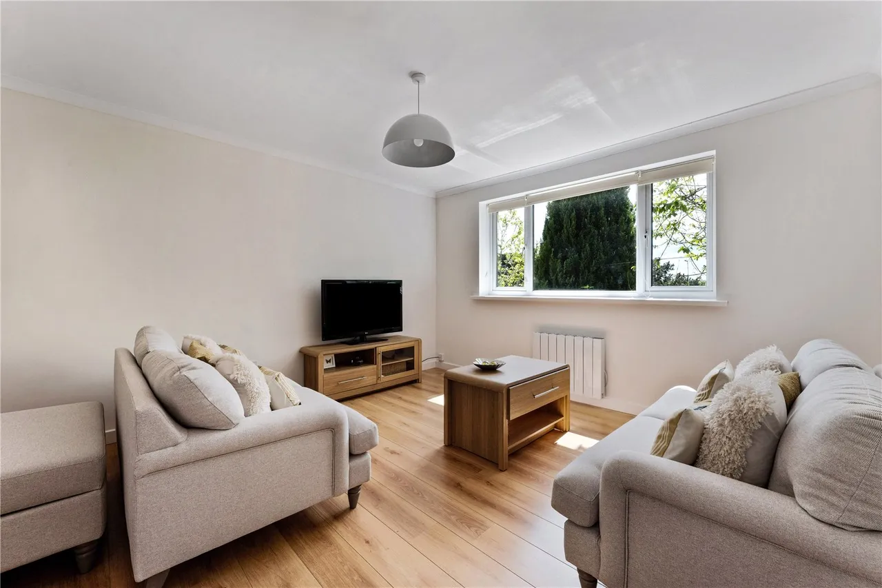 South Road, Northfield, Birmingham, West Midlands, B31 2QX, photo 3