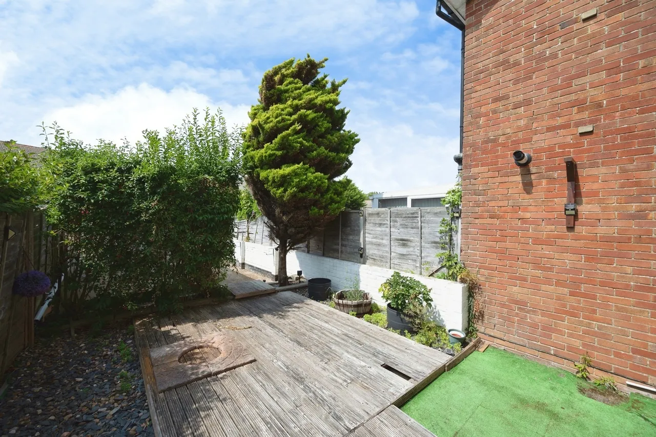 Elm Grove, Hayling Island, PO11, photo 18