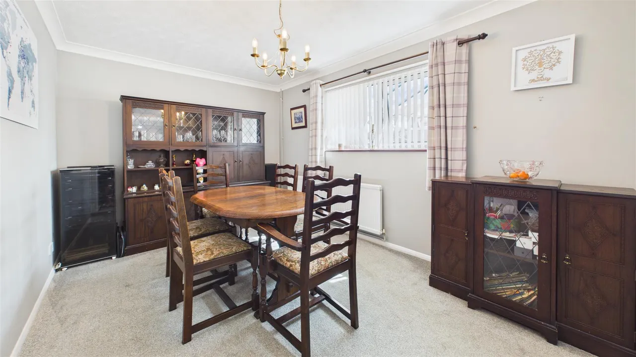 The Parslins, DEEPING ST JAMES, photo 6