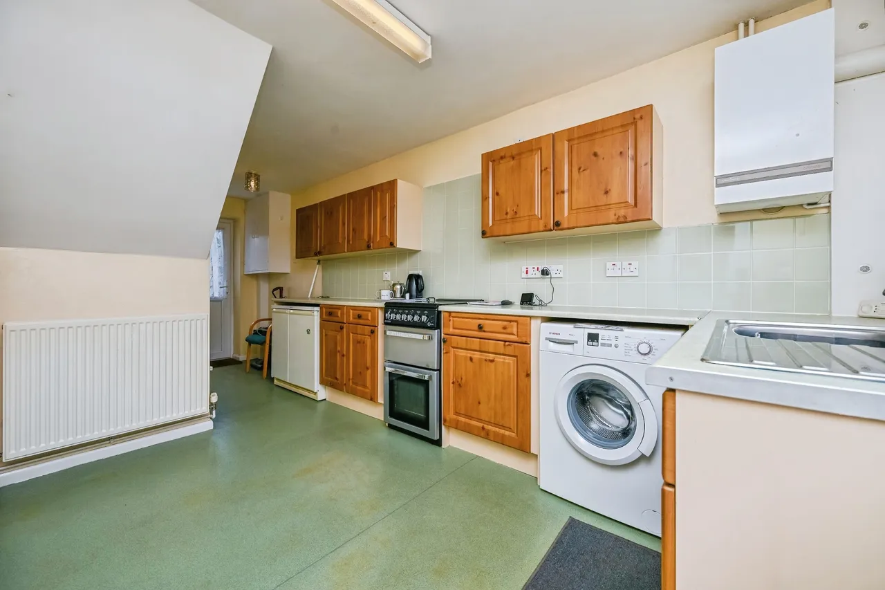 Canterbury Road, Kidderminster, DY11, photo 8