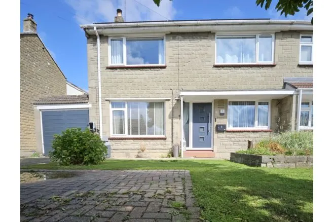 4 bed house for sale — Downham Mead - Monkton Park, Chippenham