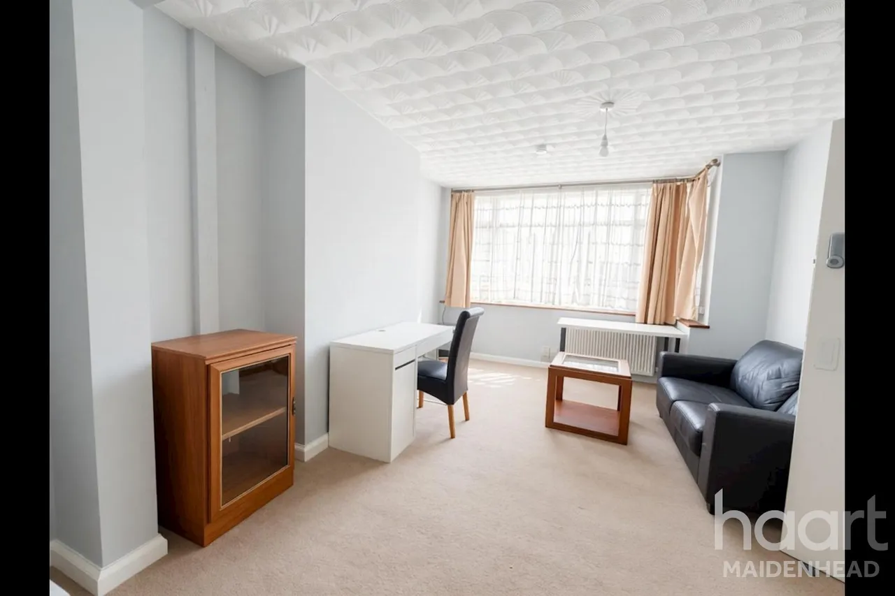 Laggan Road, SL6, photo 4