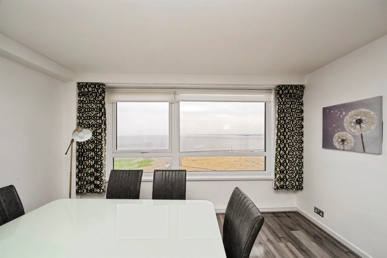 Wellington Road, Wallasey, CH45, photo 19