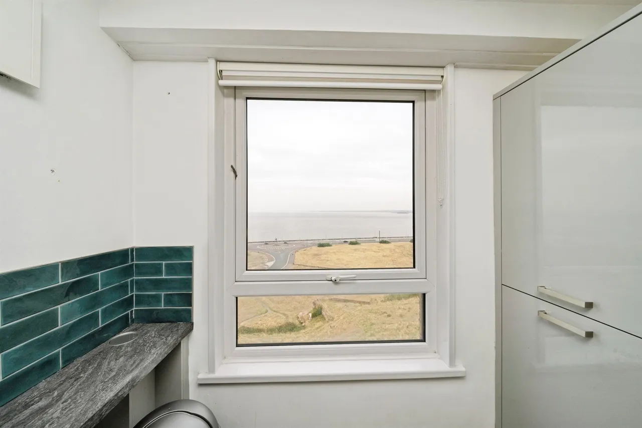 Wellington Road, Wallasey, CH45, photo 20