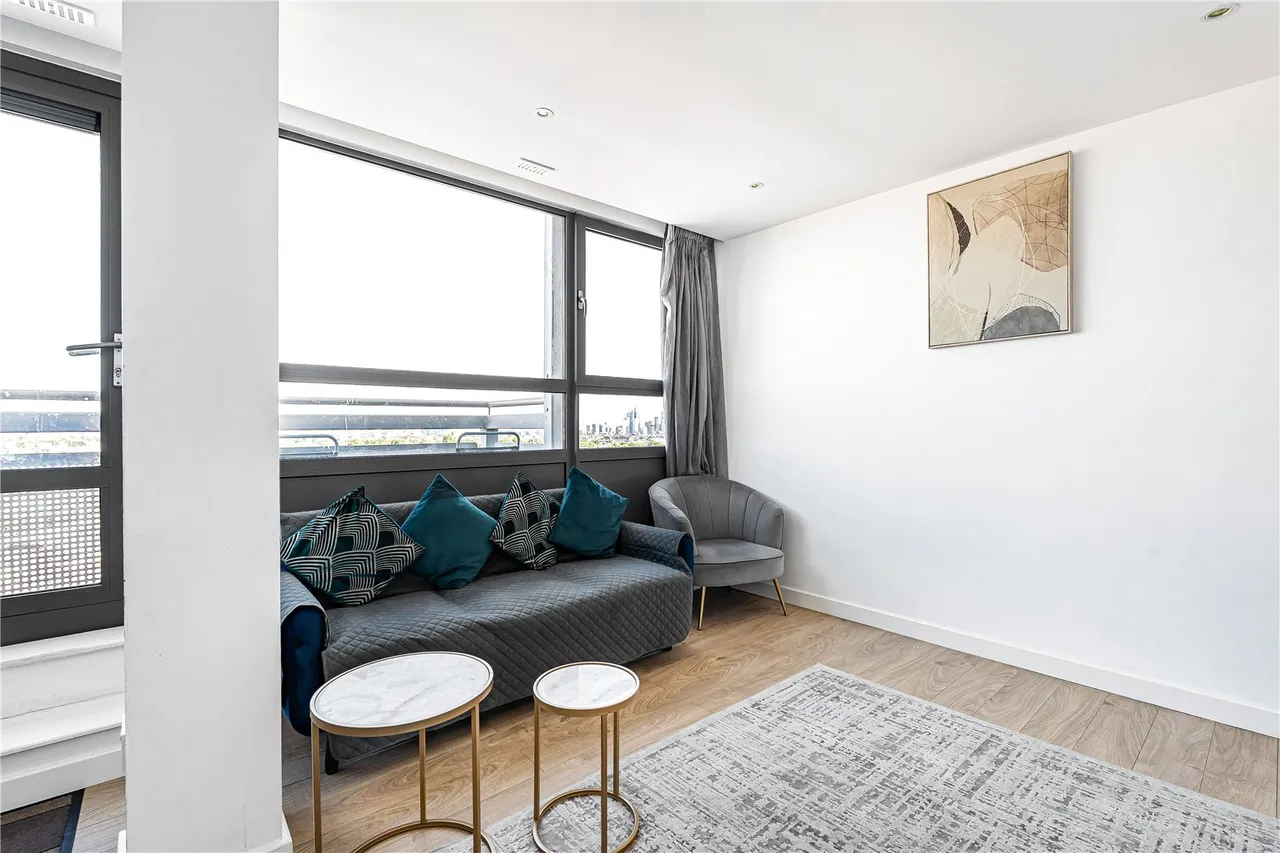 New Park Road, London, SW2, photo 7