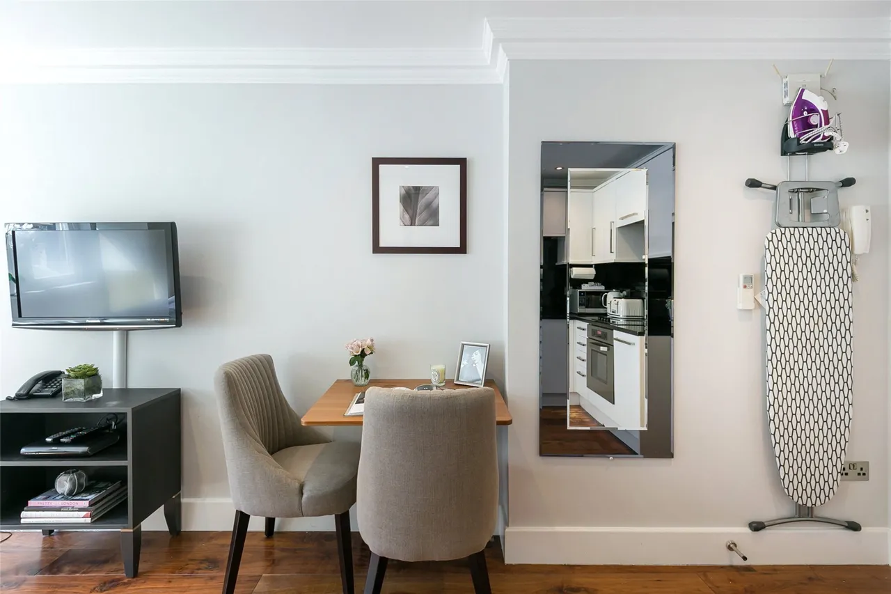 Gloucester Terrace, London, W2, photo 7