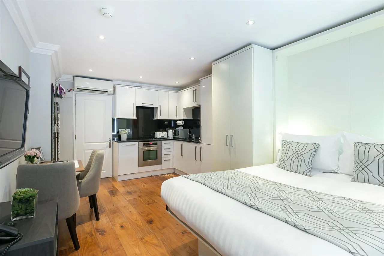 Gloucester Terrace, London, W2, photo 9
