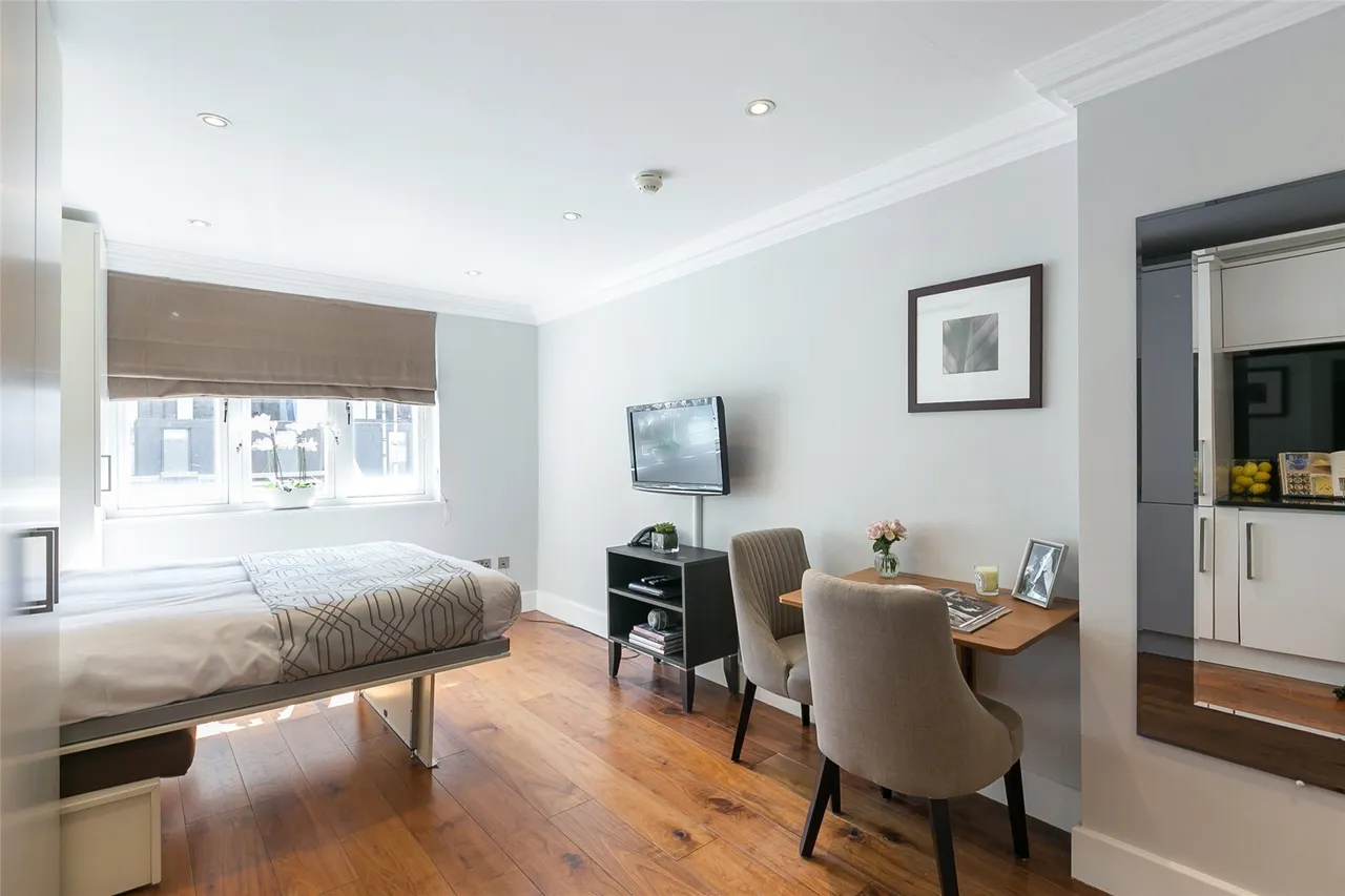 Gloucester Terrace, London, W2, photo 3