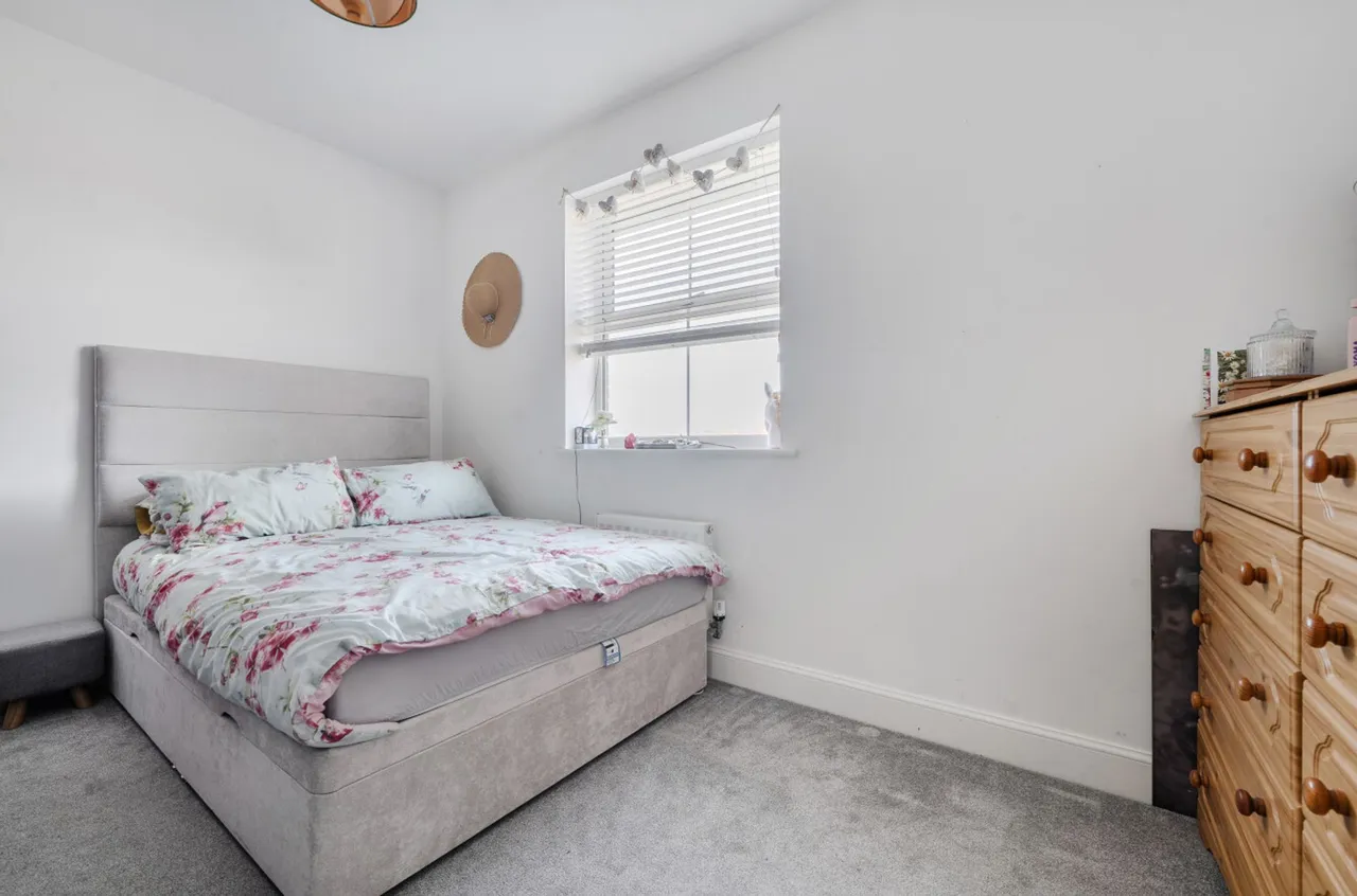 Maple Drive, Bracklesham Bay, PO20, photo 13