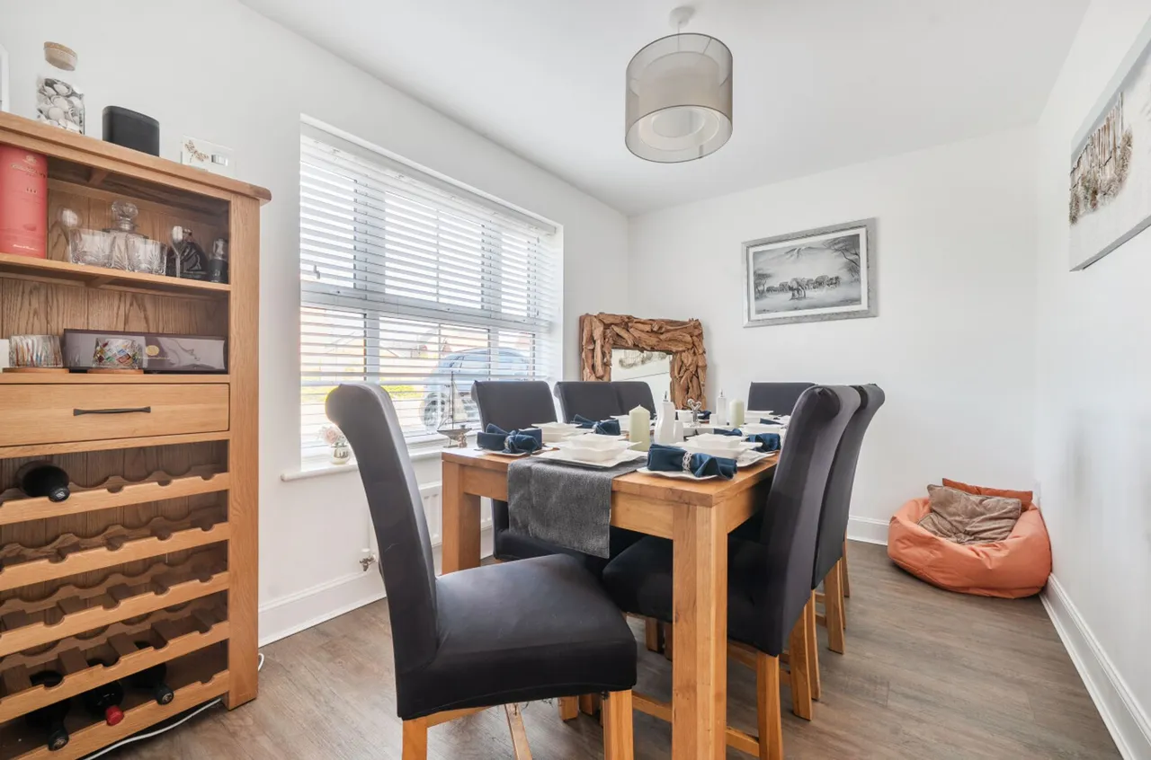 Maple Drive, Bracklesham Bay, PO20, photo 8