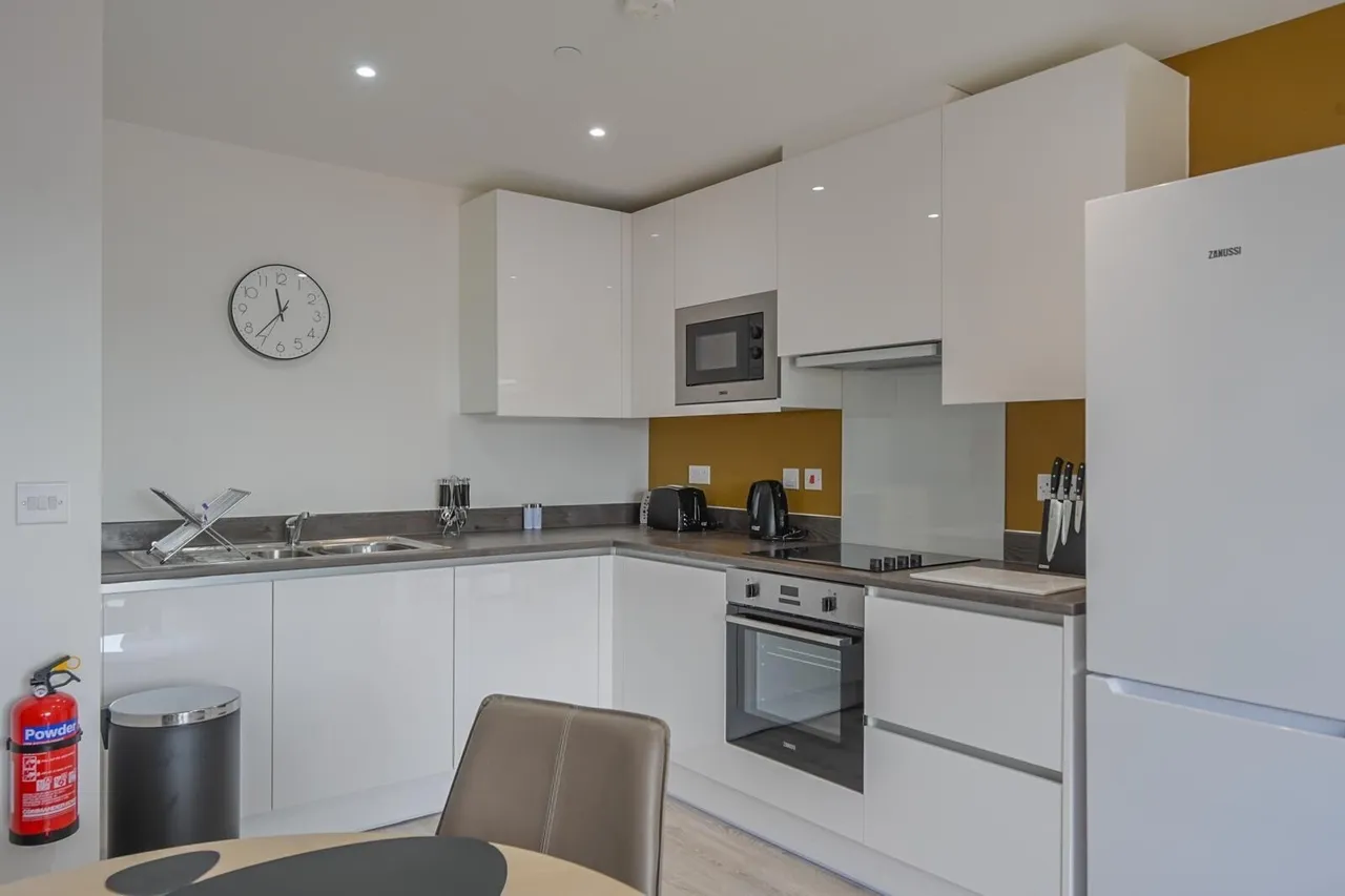 1 bed flat to rent, Hardwick House, DE1