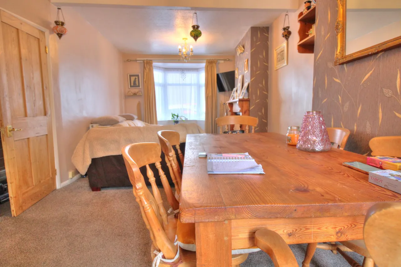 Leslie Road, Northampton, NN2, photo 8