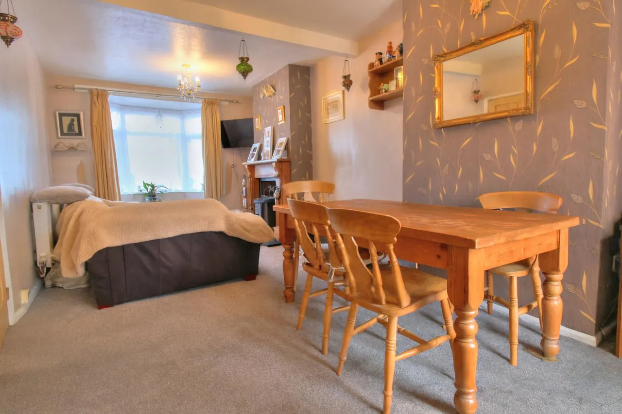 Leslie Road, Northampton, NN2, photo 12