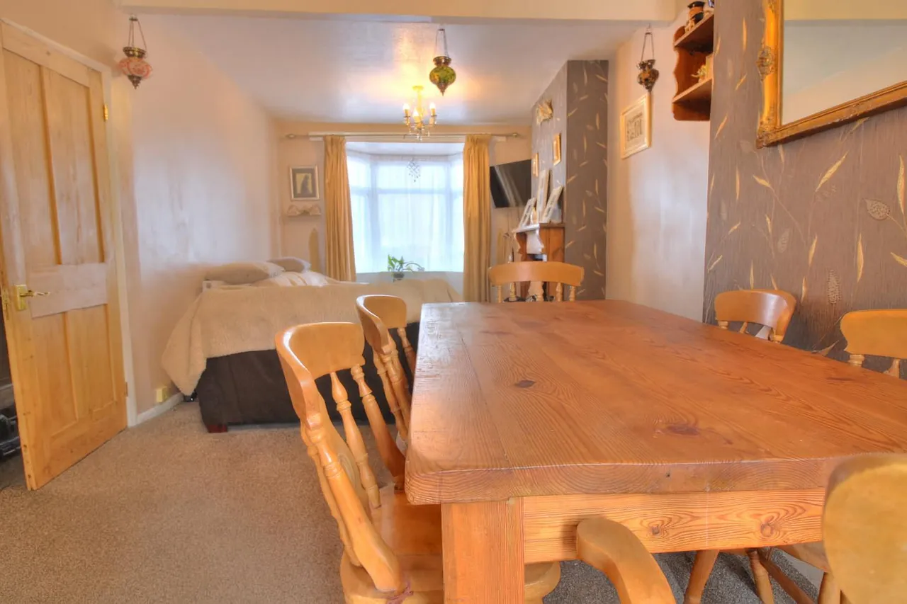 Leslie Road, Northampton, NN2, photo 14