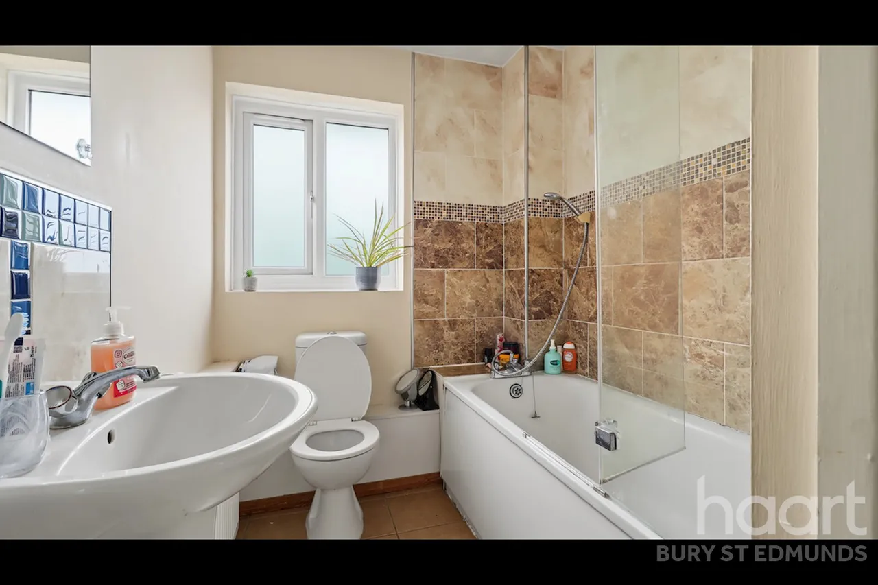 Salter Close, Bury St Edmunds, IP32, photo 9