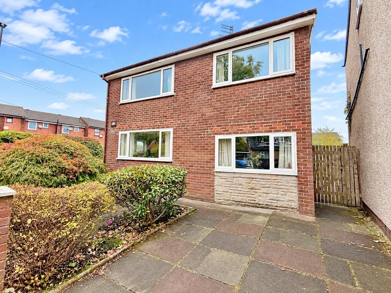 Green Lane, Hopwood, OL10, photo 2