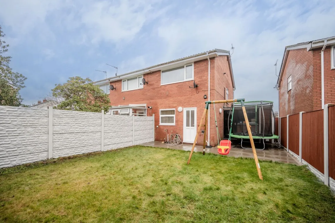 Turnberry, Skelmersdale, WN8, photo 4