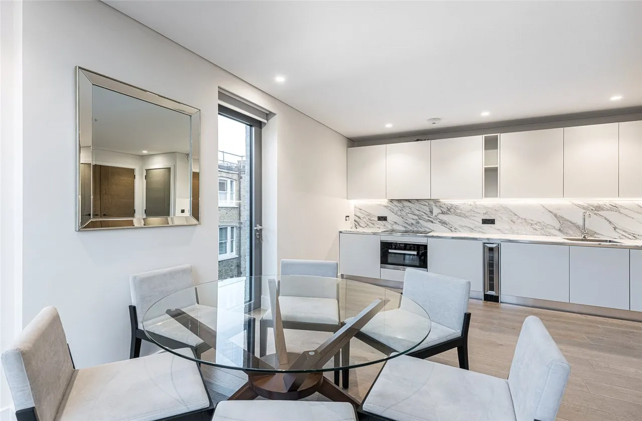 Wilfred Street, London, SW1E, photo 2