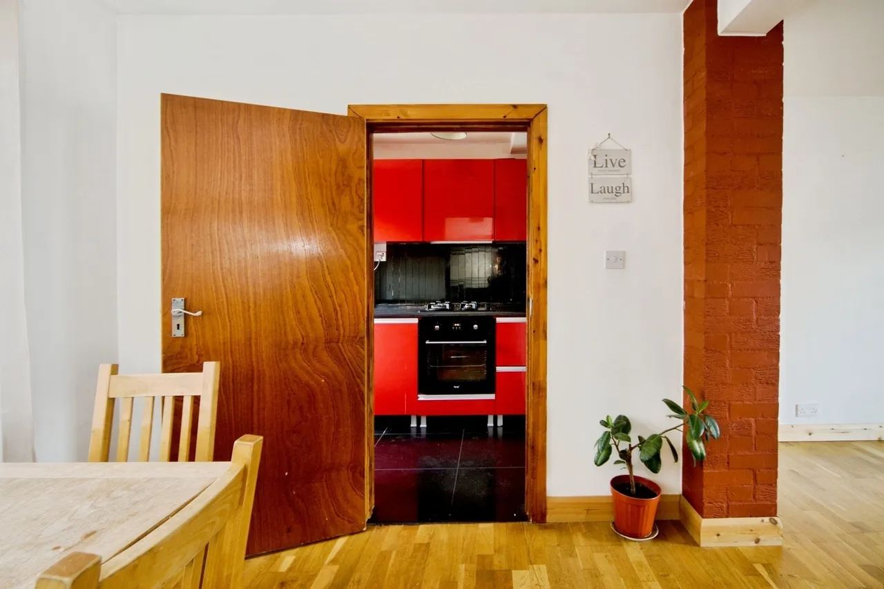 Leyburn Road, London, N18, photo 9