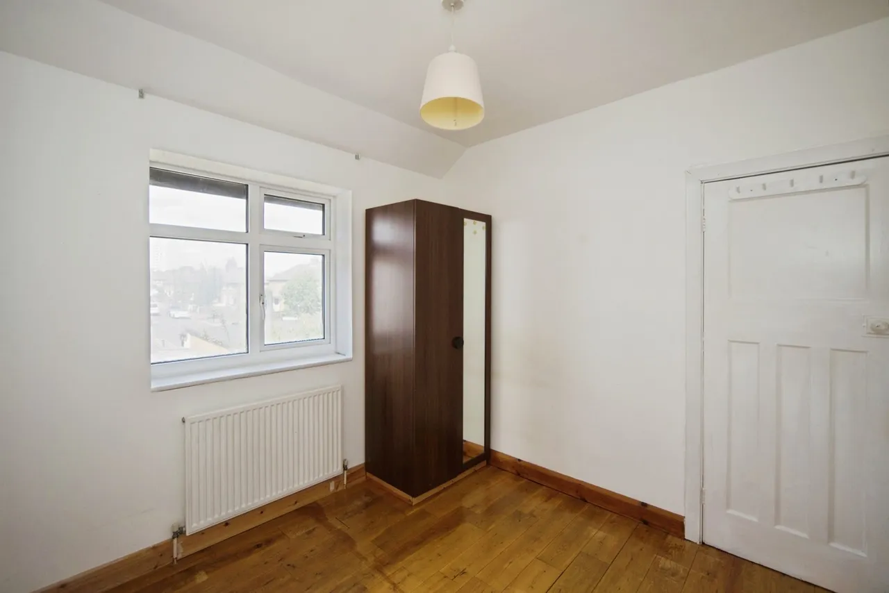 Leyburn Road, London, N18, photo 17