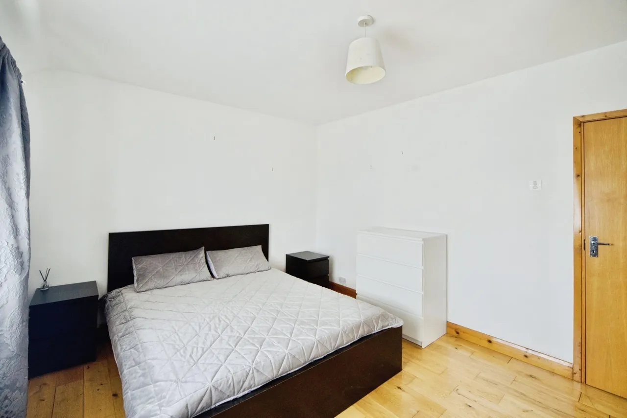 Leyburn Road, London, N18, photo 16