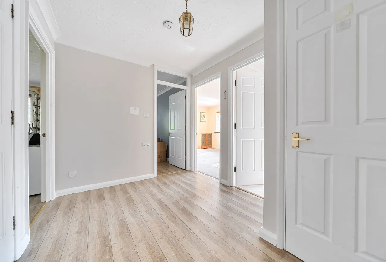 Reigate Hill, Reigate, RH2 9NF, photo 3