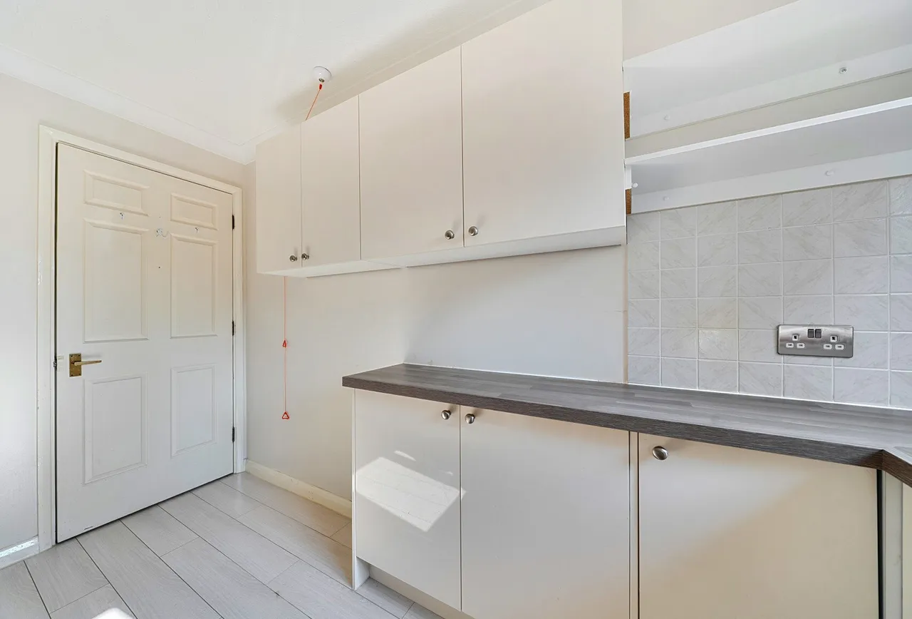 Reigate Hill, Reigate, RH2 9NF, photo 15