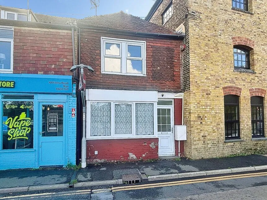 2 bed house for sale, Ferry Road, Rye, TN31