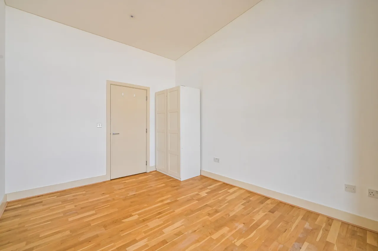 Flat 82 Galaxy Building, 5 Crews Street, London, photo 7