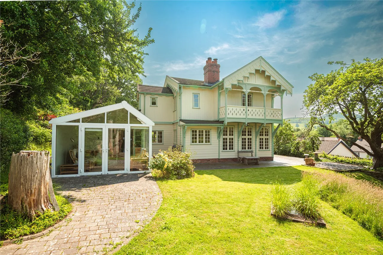 4 bed house for sale, Cae Boncyn Lane, Llanfyllin