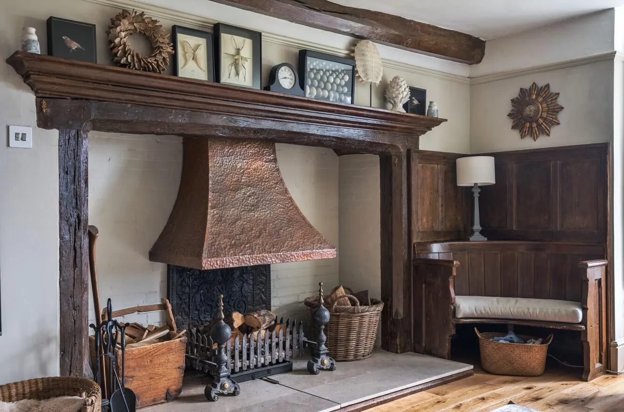Stunning Grade II Listed Double Fronted Residence, East Farleigh, photo 10