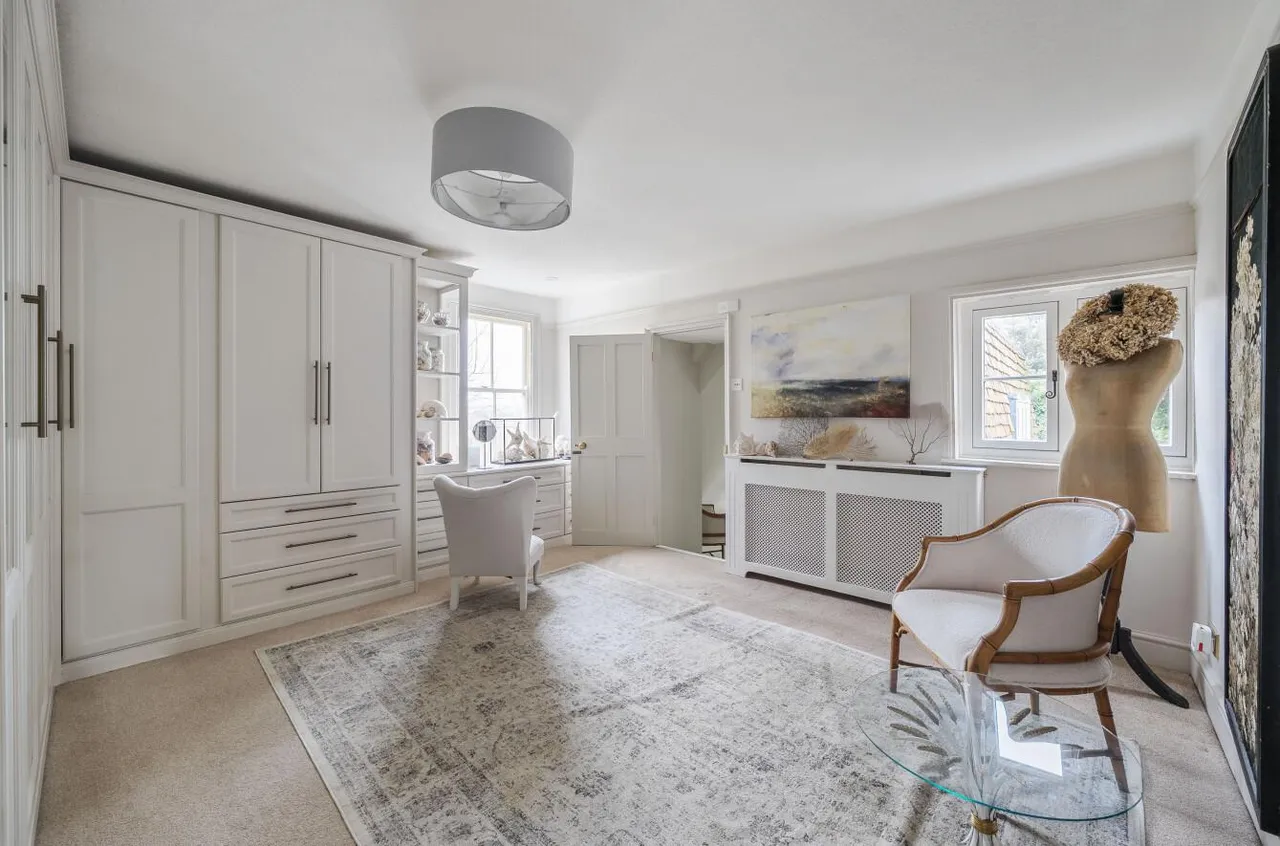 Stunning Grade II Listed Double Fronted Residence, East Farleigh, photo 19